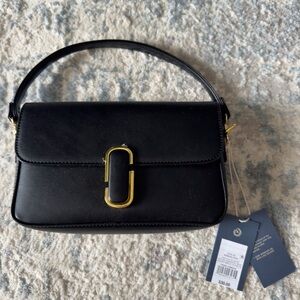 Elegant Black Leather Handbag